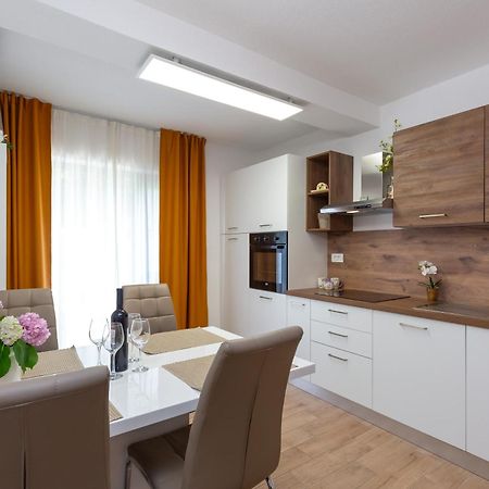 פורץ Apartment Vita מראה חיצוני תמונה